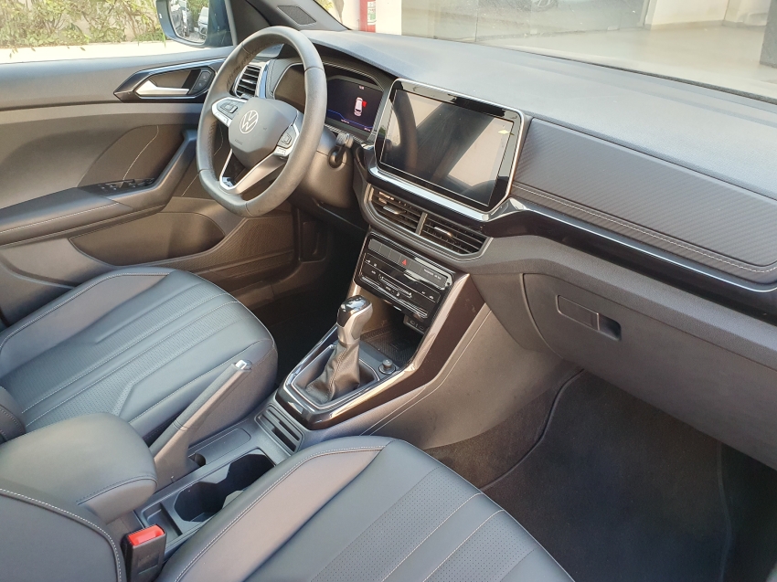 volkswagen t-cross 1.4 250 tsi total flex highline automatico 4p 202515
