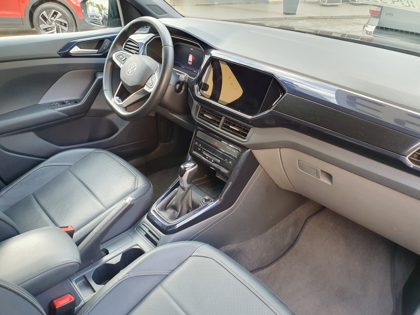 volkswagen t-cross 1.0 200 tsi total flex comfortline automatico 4p 202313