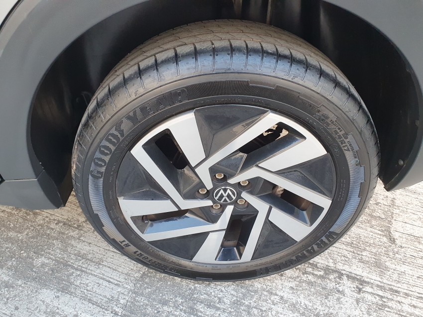 volkswagen t-cross 1.4 250 tsi total flex highline automatico 4p 202617