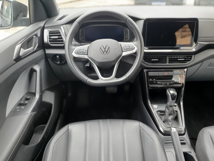 volkswagen t-cross 1.0 200 tsi total flex comfortline automatico 4p 202513
