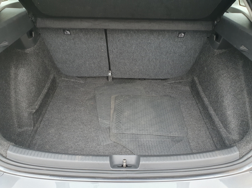 volkswagen nivus 1.0 200 tsi total flex comfortline automatico 4p 202416
