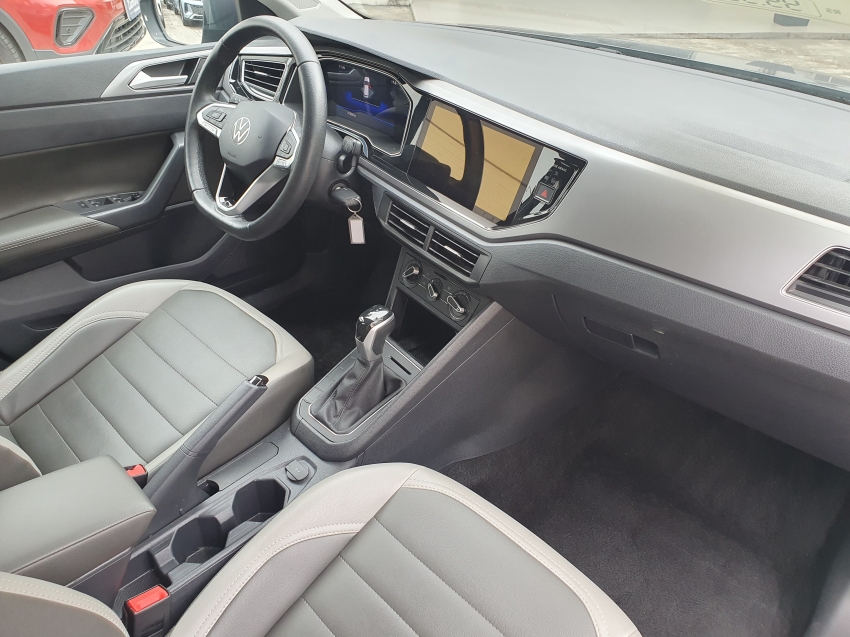 volkswagen nivus 1.0 200 tsi total flex comfortline automatico 4p 202413