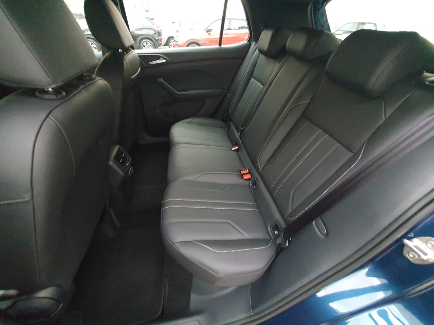 volkswagen t-cross 1.4 250 tsi total flex highline automatico 4p 202511