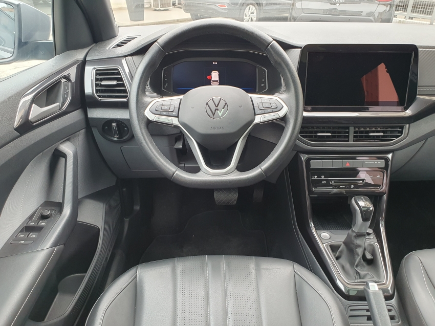 volkswagen t-cross 1.0 200 tsi total flex comfortline automatico 4p 202513