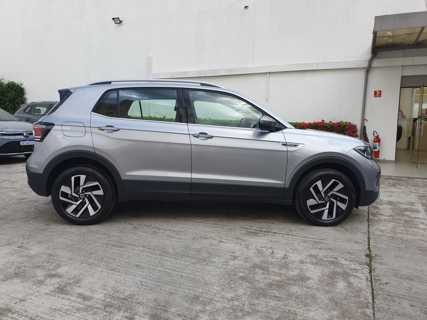 volkswagen t-cross 1.4 250 tsi total flex highline automatico 4p 202514