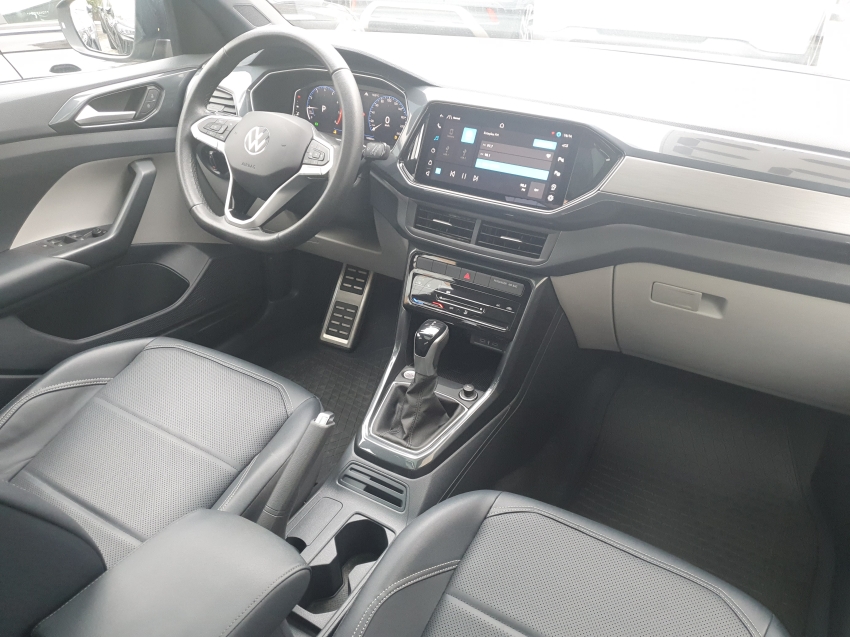volkswagen t-cross 1.4 250 tsi total flex highline automatico 4p 202312