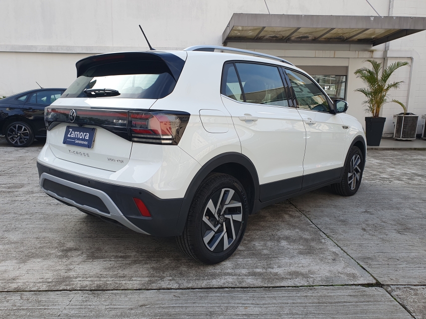volkswagen t-cross 1.4 250 tsi total flex highline automatico 4p 202610