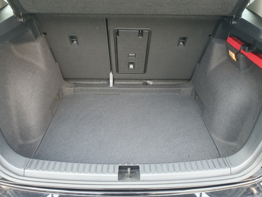 volkswagen taos 1.4 250 tsi total flex highline automatico 4p 202415