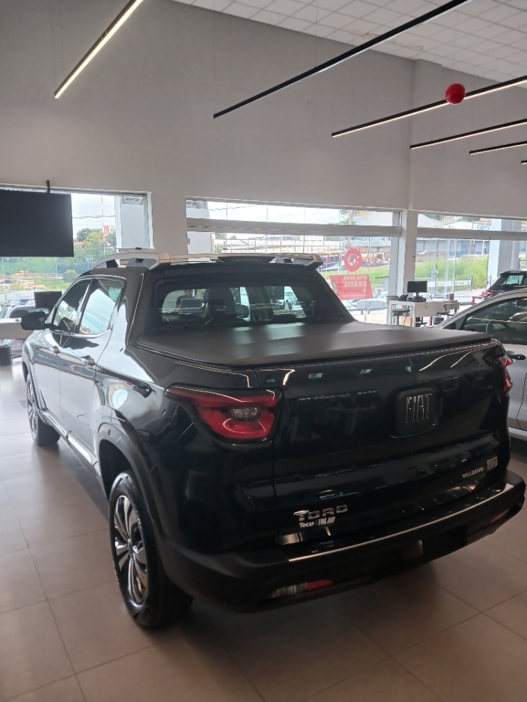 fiat toro 1.3 turbo 270 flex volcano at6 2025