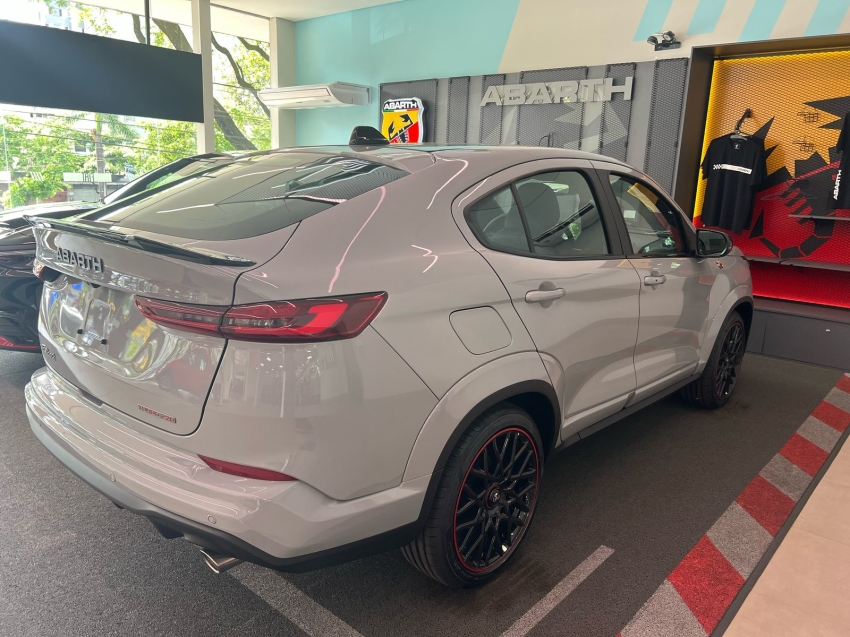 fastback abarth turbo 270 flex at 2025 - 0km