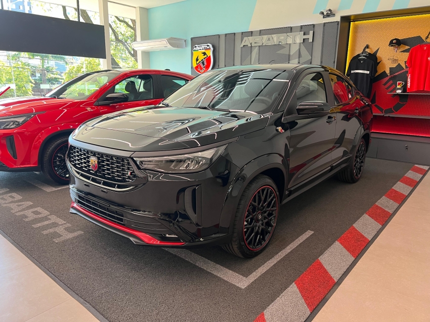 fastback abarth turbo 270 flex at 2025 - 0km