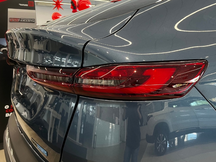 fiat fastback impetus turbo 200 hybrid flex at 2025 - 0km