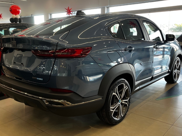 fiat fastback impetus turbo 200 hybrid flex at 2025 - 0km