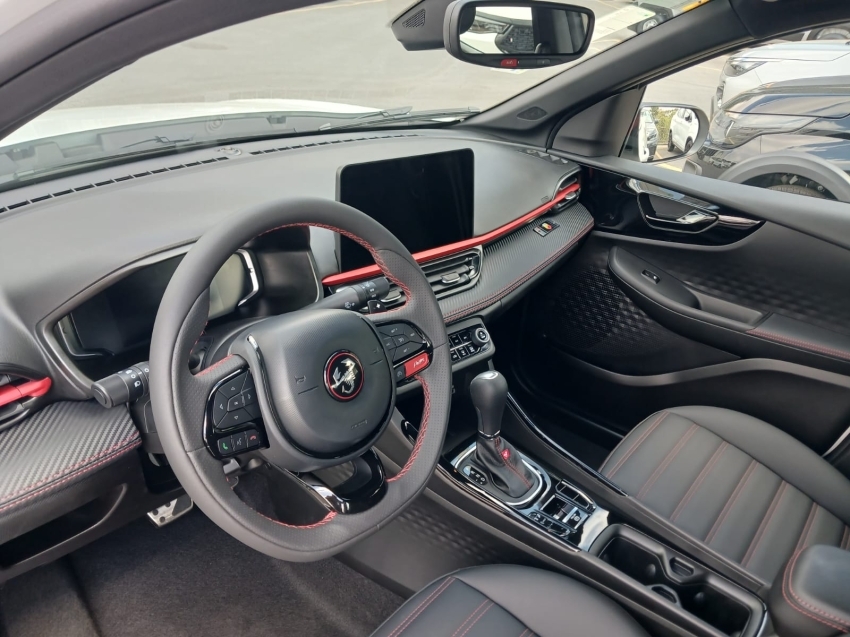 fiat fastback abarth turbo 270 flex at 2025 - 0km