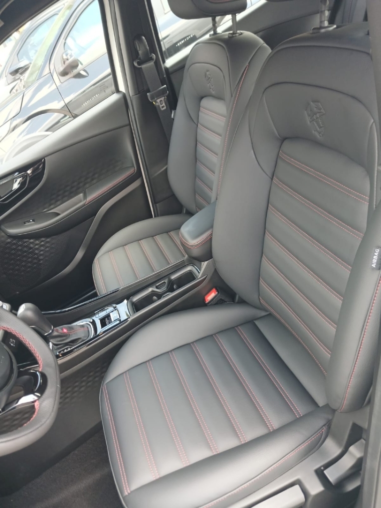 fiat fastback abarth turbo 270 flex at 2025 - 0km