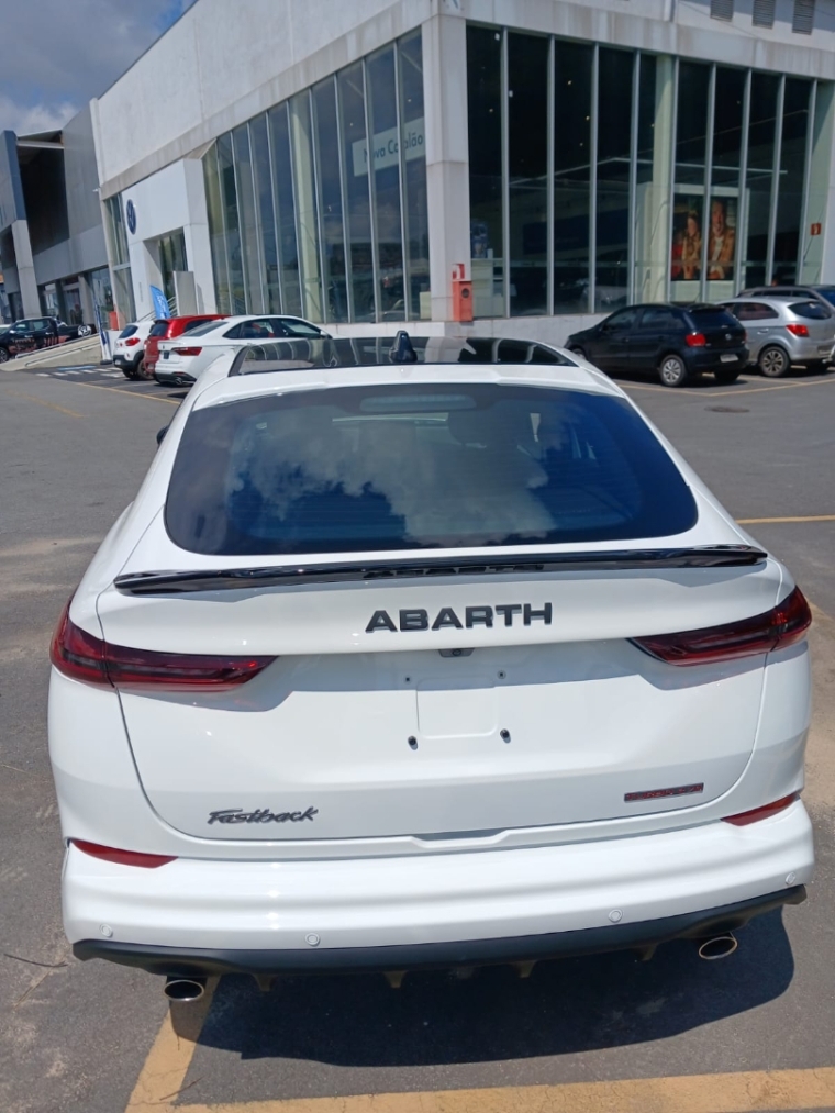 fiat fastback abarth turbo 270 flex at 2025 - 0km