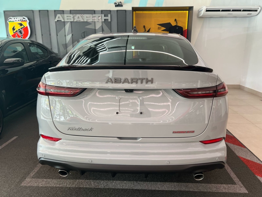 fastback abarth turbo 270 flex at 2025 - 0km