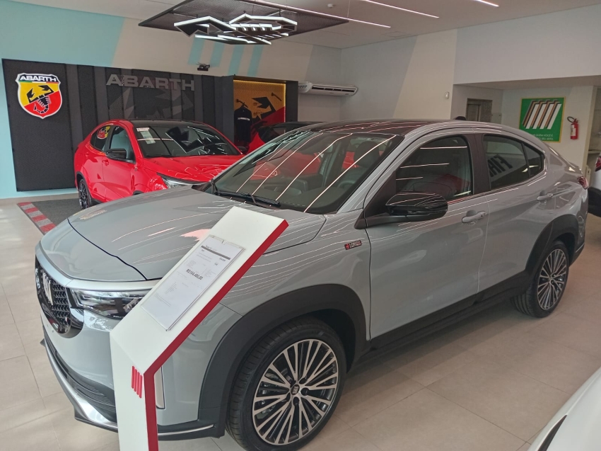 fiat fastback 1.3 turbo 270 flex limited edition at6 4p automatico 2025