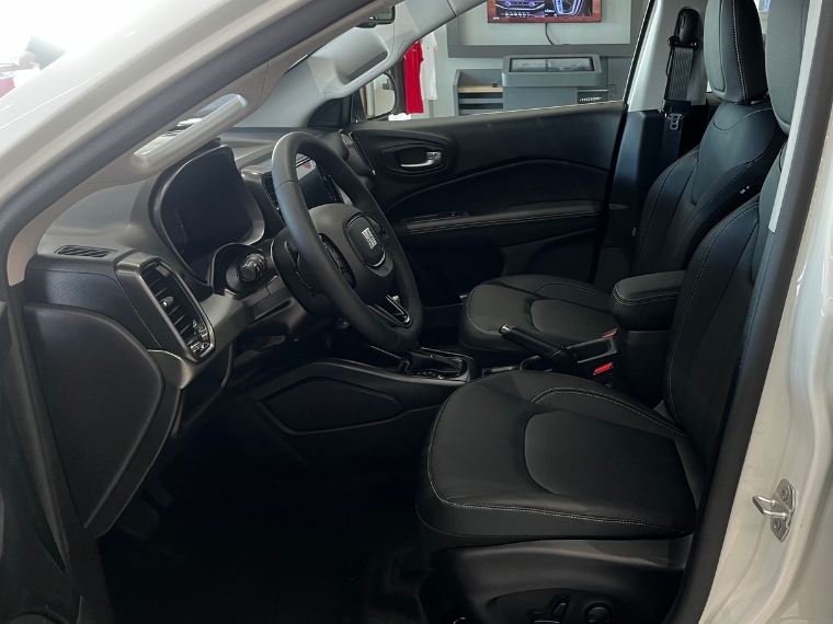 fiat toro volcano turbo diesel 4x4 at9 2025 - 0km