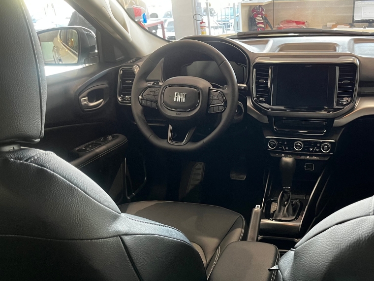 fiat toro volcano turbo diesel 4x4 at9 2025 - 0km