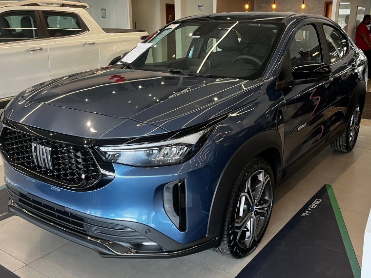 fiat fastback impetus turbo 200 hybrid flex at 2025 - 0km