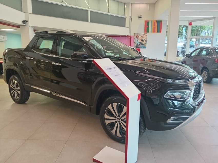 fiat toro volcano turbo 270 flex at6 2025 - 0km