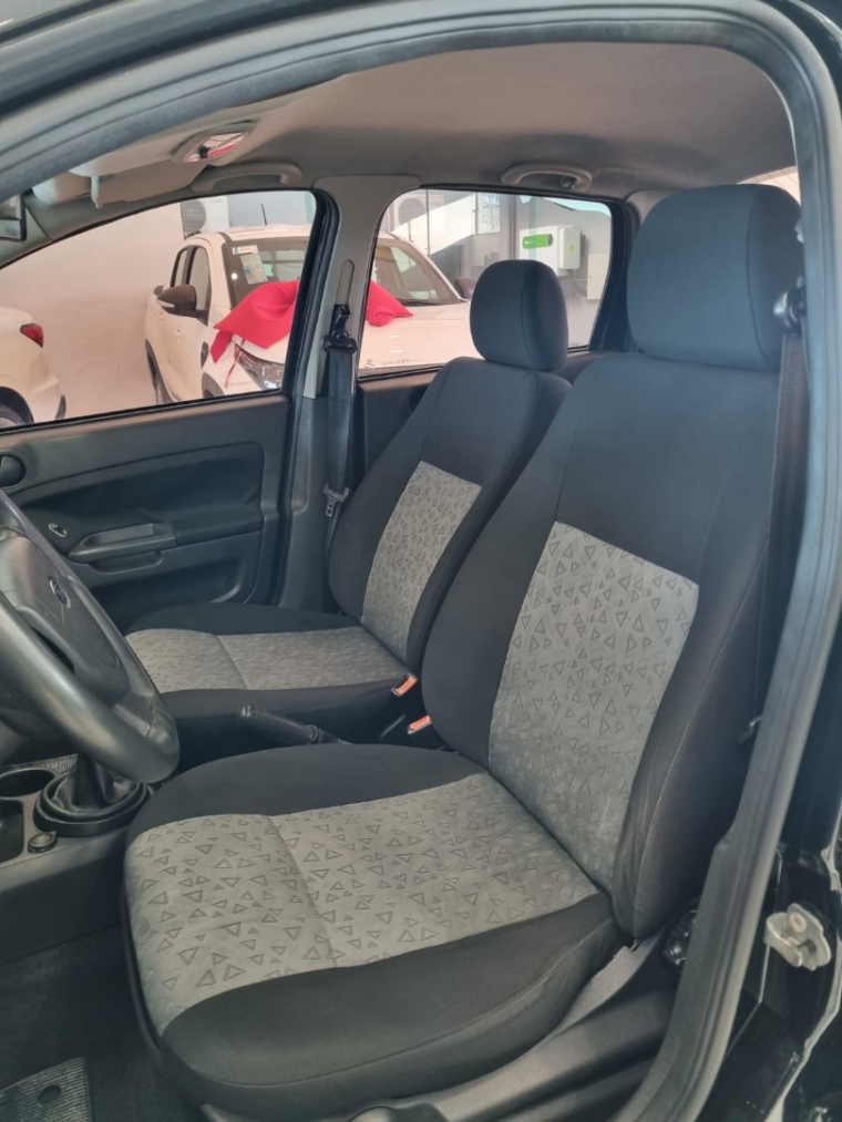 fiesta se sedan fiesta se sedan