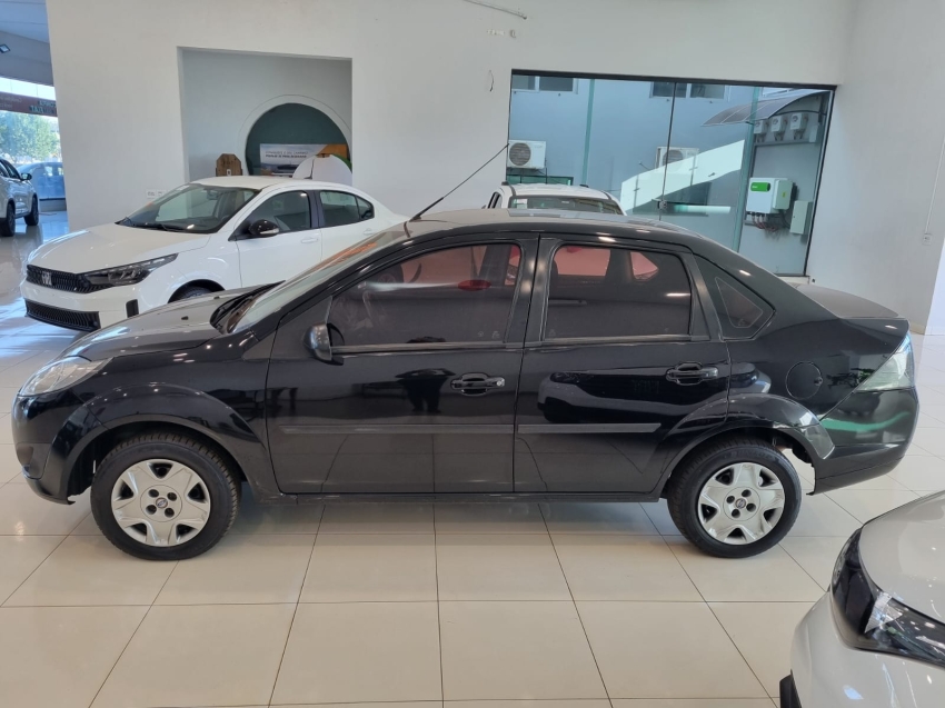 fiesta se sedan fiesta se sedan