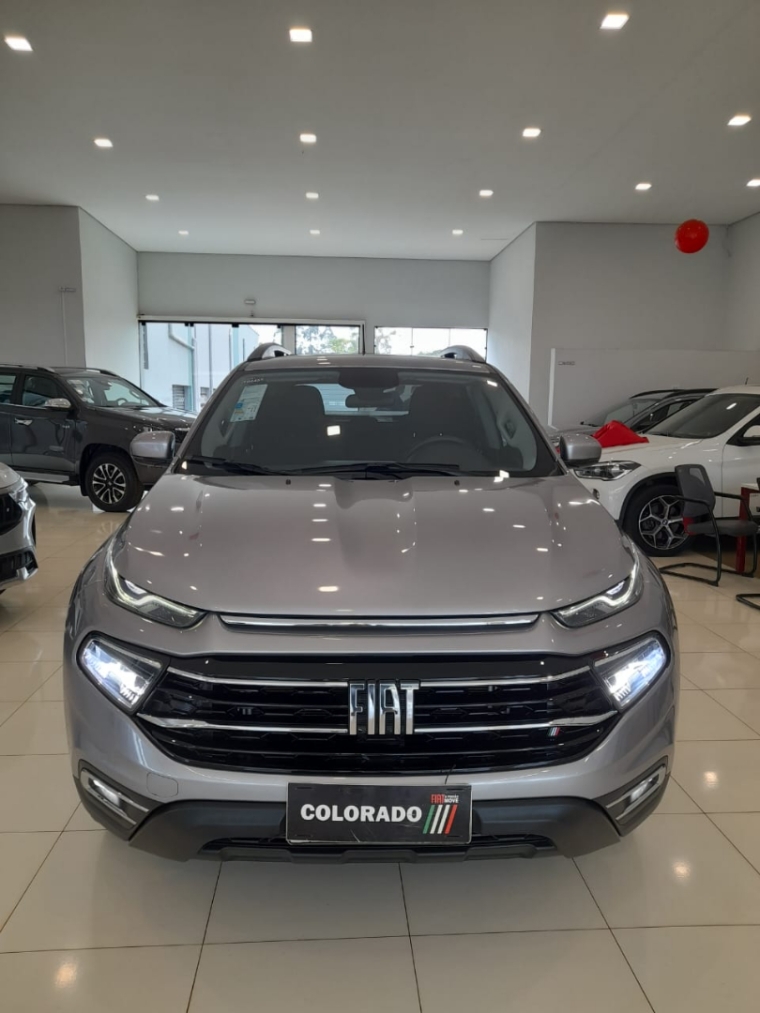 fiat toro 1.3 turbo 270 flex freedom at6 4p automatico 2023