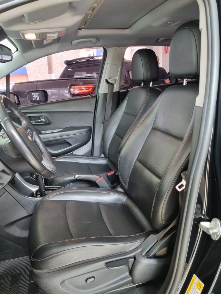 chevrolet tracker 1.4 16v turbo flex premier automatico 4p 2018 chevrolet tracker 1.4 16v turbo flex premier automatico 4p 2018