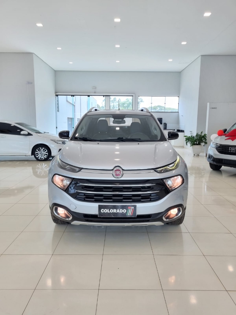 fiat toro 2.0 16v turbo diesel volcano 4wd at9 4p automatico 20172