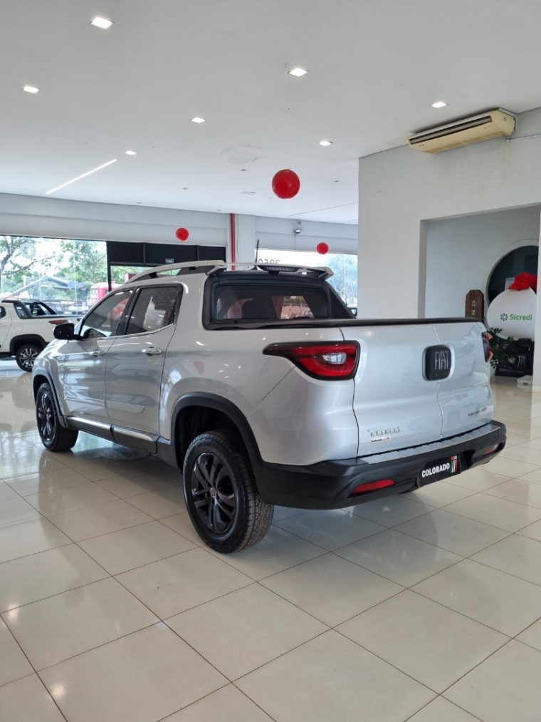 fiat toro 2.0 16v turbo diesel volcano 4wd at9 4p automatico 20175