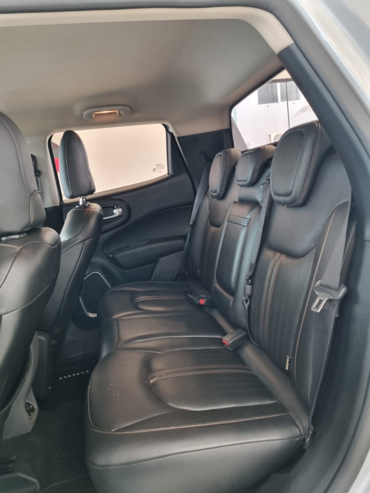 fiat toro 2.0 16v turbo diesel volcano 4wd at9 4p automatico 20179