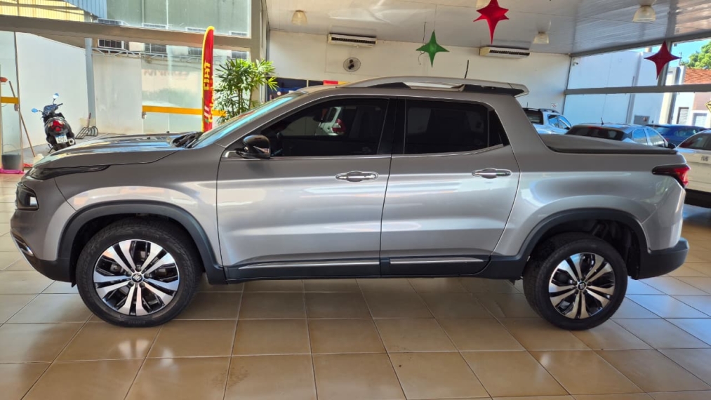 fiat toro 2.0 16v turbo diesel volcano 4wd at9 4p automatico 20221