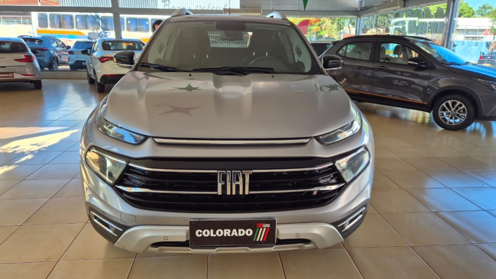 fiat toro 2.0 16v turbo diesel volcano 4wd at9 4p automatico 20223