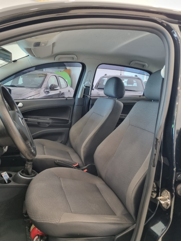 volkswagen voyage 1.0 mi 8v flex 4p manual 20127