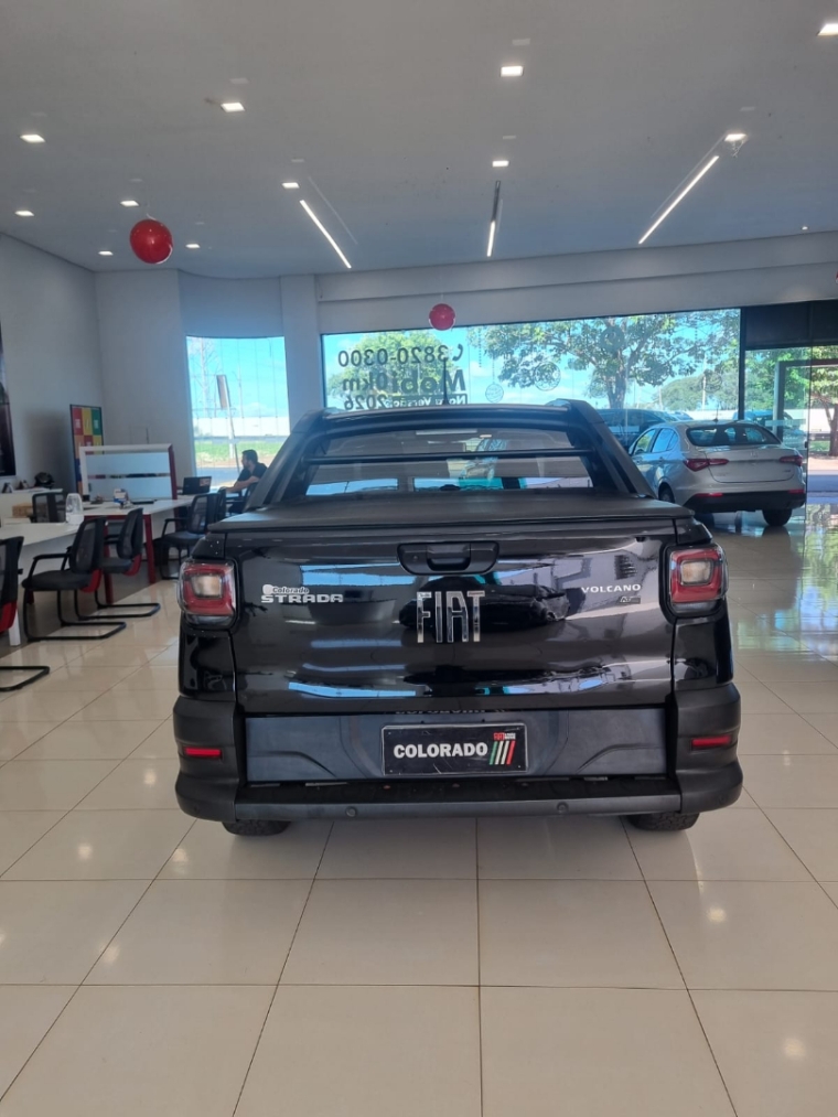 fiat strada 1.3 firefly flex volcano cd cvt 4p automatico 20236