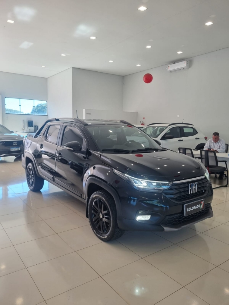 fiat strada 1.3 firefly flex volcano cd cvt 4p automatico 20233