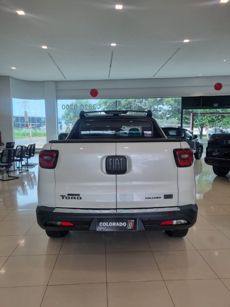 fiat toro 1.3 turbo 270 flex volcano at6 4p automatico 20234