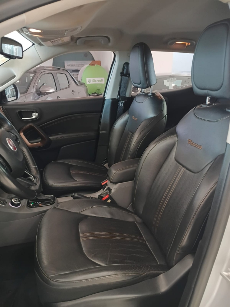 fiat toro 2.0 16v turbo diesel volcano 4wd at9 4p automatico 20199