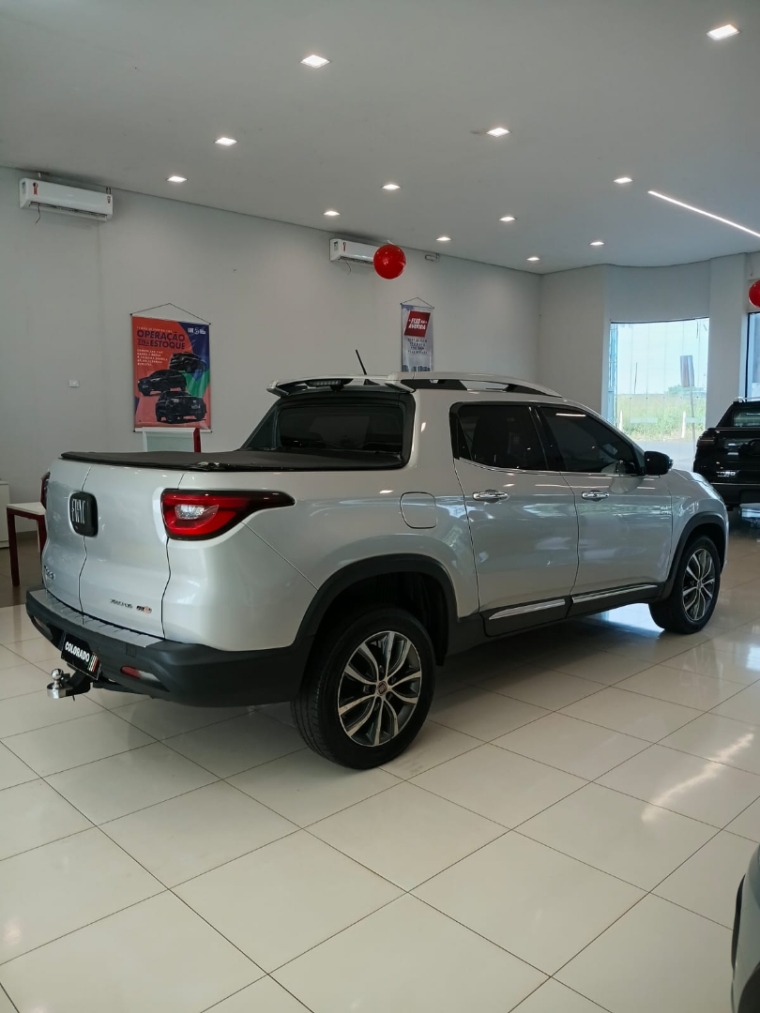 fiat toro 2.0 16v turbo diesel volcano 4wd at9 4p automatico 20195