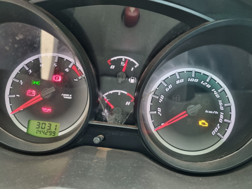 ford fiesta 1.0 rocam hatch 8v flex 4p manual 20138