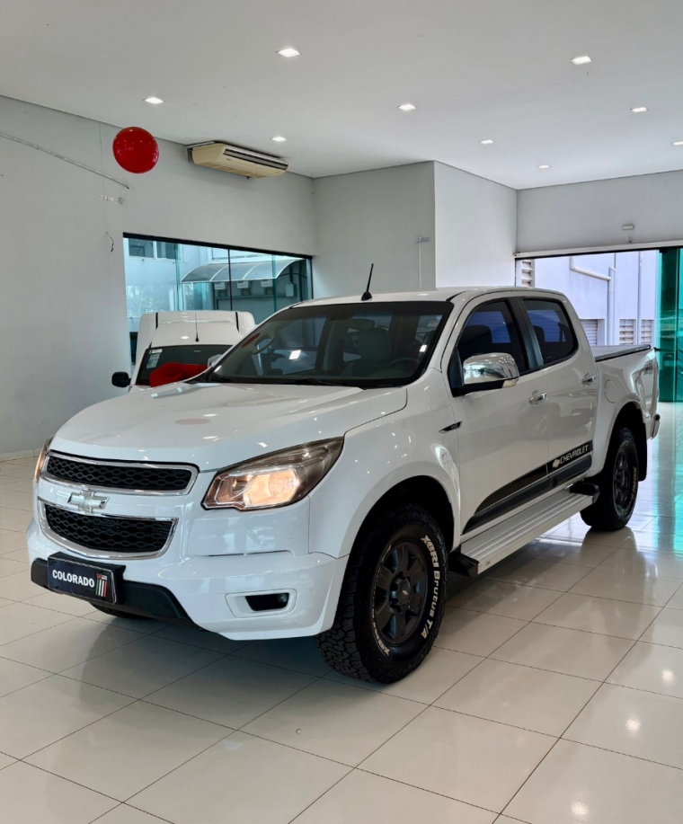chevrolet s10 2.8 lt 4x2 cd 16v turbo diesel 4p automatico 20132