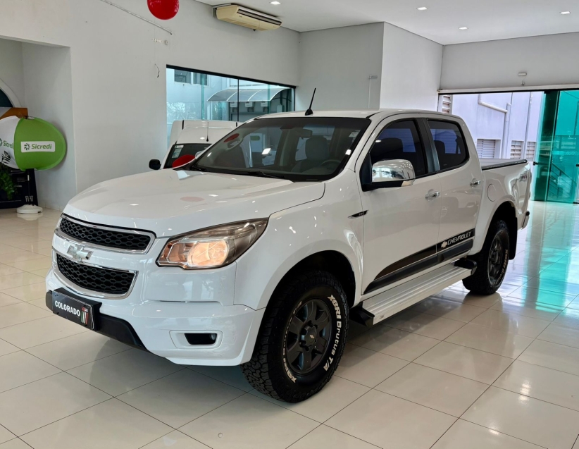 chevrolet s10 2.8 lt 4x2 cd 16v turbo diesel 4p automatico 2013