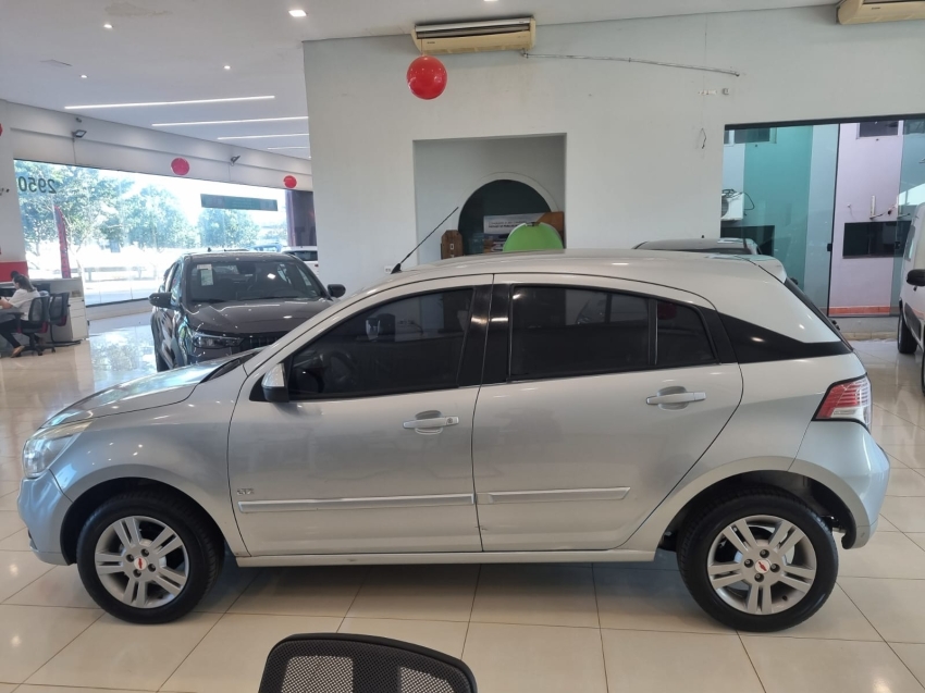 chevrolet agile 1.4 mpfi ltz 8v flex 4p manual 20113