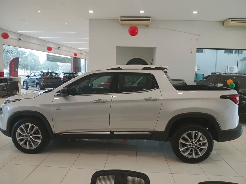fiat toro 2.0 16v turbo diesel volcano 4wd at9 4p automatico 20193