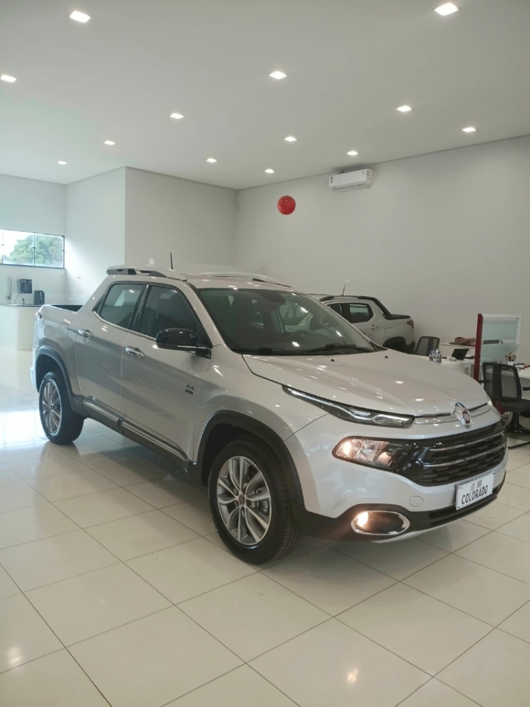 fiat toro 2.0 16v turbo diesel volcano 4wd at9 4p automatico 20191