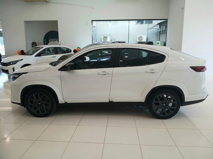 fiat fastback 1.0 turbo 200 hybrid impetus cvt flex 4p automatico 20262