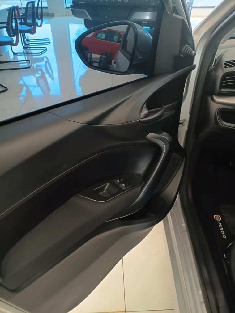fiat argo 1.0 firefly flex drive manual 4p 202011