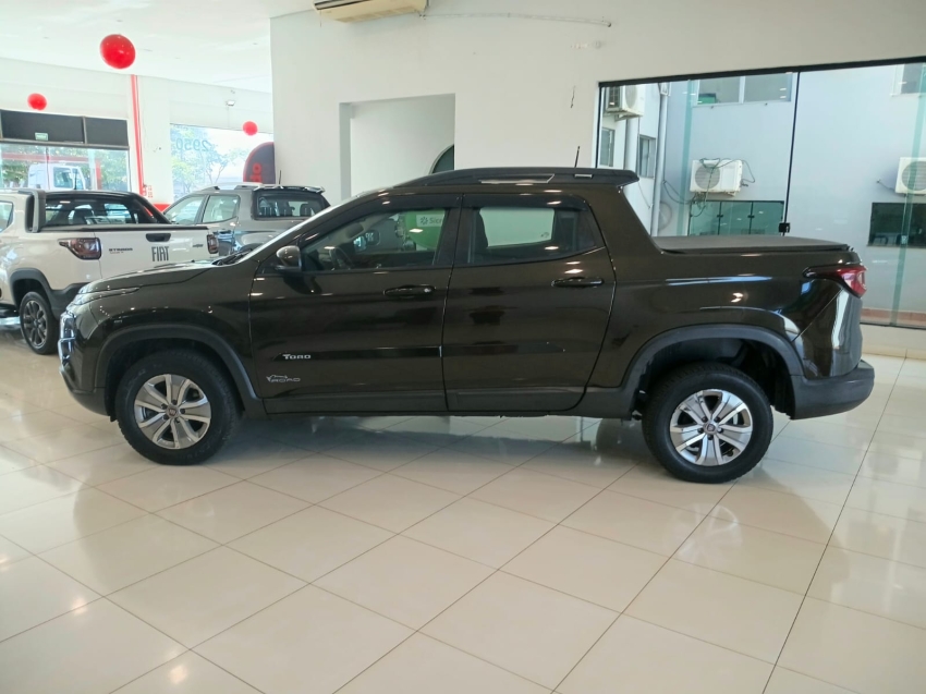 fiat toro 1.8 16v evo flex freedom at6 4p automatico 20183